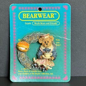 Boyds Bearwear Lapel Bear Pin "Have A Nice Day" #26123 Teddy Bear & Burger Desig